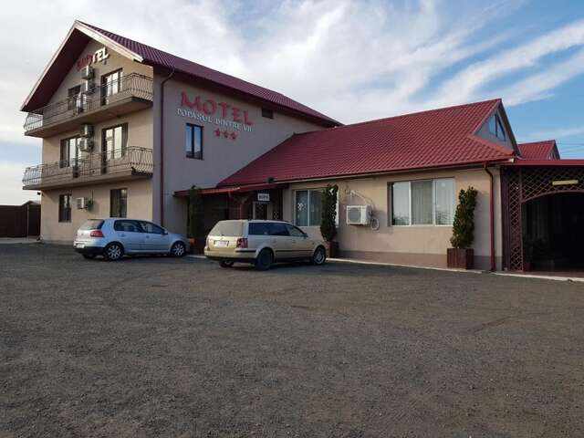 Отель Popasul Dintre Vii Motel Restaurant Popeşti-21